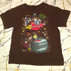 I am selling a kids, boys 4T outer space t-shirt.